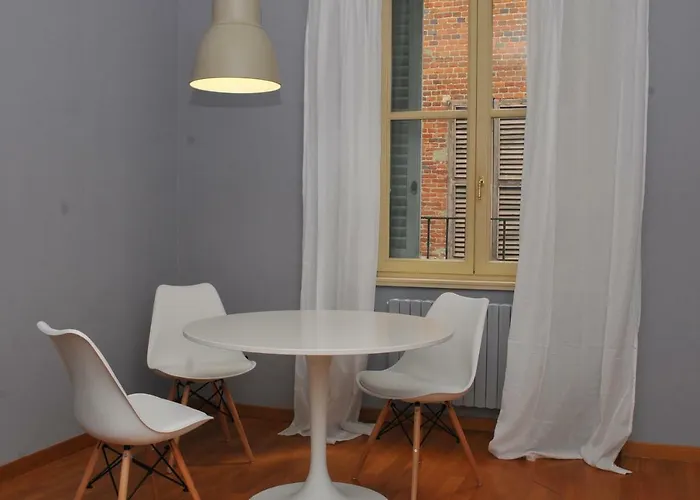 Residenza Fiori Oscuri * מילאנו