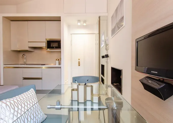 Design - Porta Romana * 밀라노