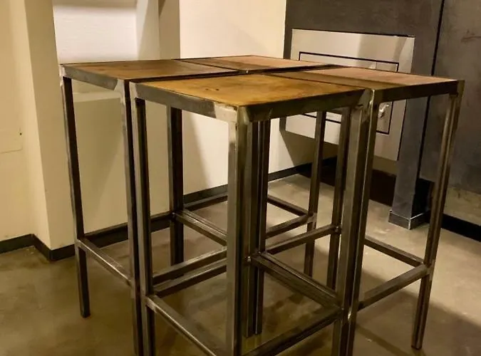 Fra Storia E Modernita *