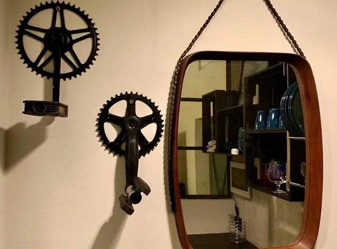 Fra Storia E Modernita