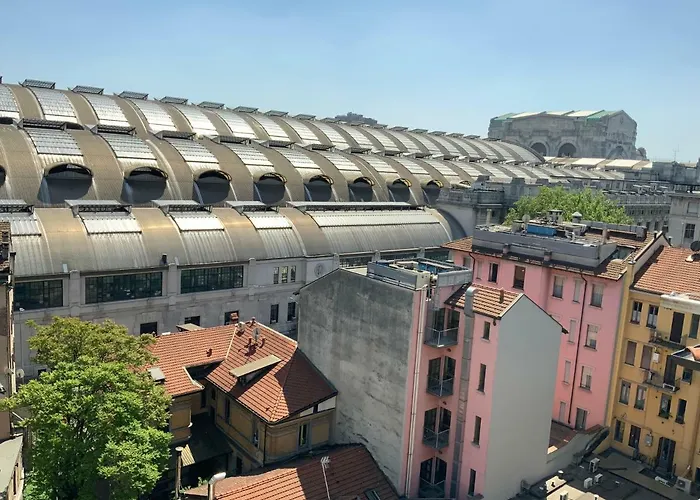 Luxury Unique View Near Main Station