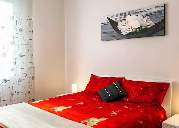 Bright House In * Milano