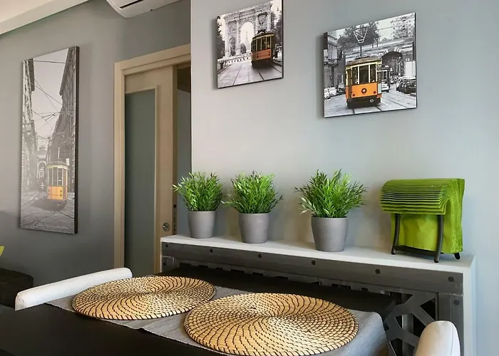 Co&mo A 16 Minuti Da Duomo