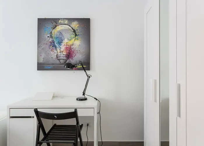 Hostmate - - Via Paruta *