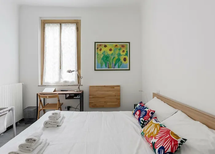 Hostmate - - Via Paruta *