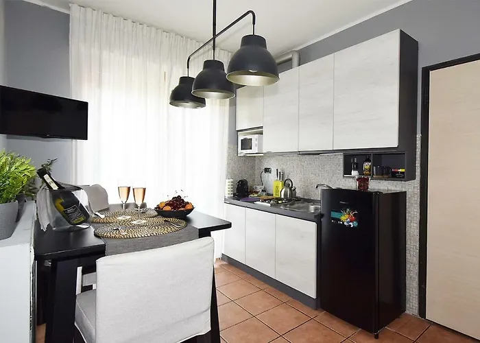 Co&mo A 16 Minuti Da Duomo Milão