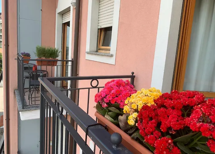 Co&mo A 16 Minuti Da Duomo Apartamento Milão