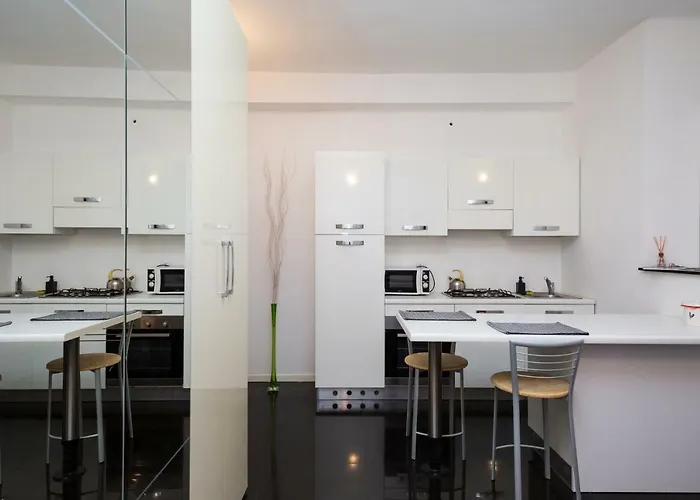 Bilocale Zona 200metri Da Stazione Milan