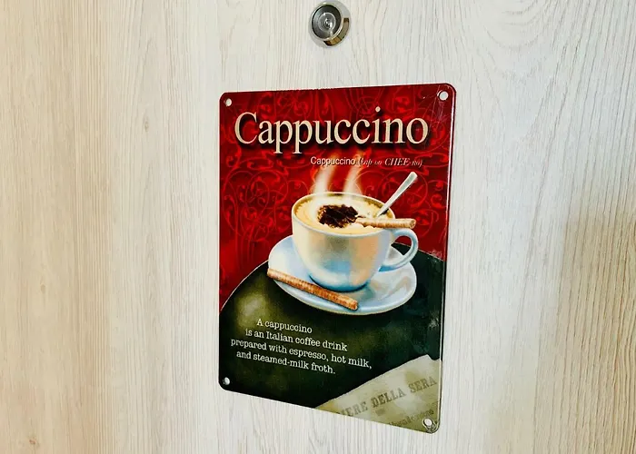 Luxury Flat By Station / Unique View Apartment *