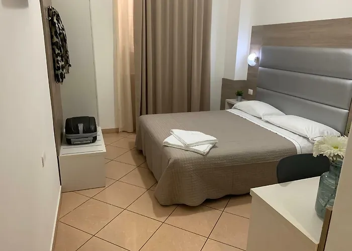 Siro Ξενοδοχείο 2*