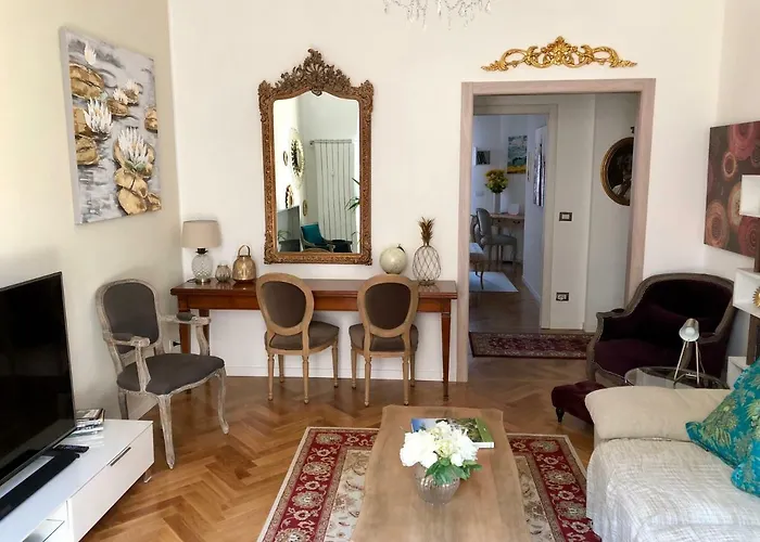 Milanese Luxury * Milán