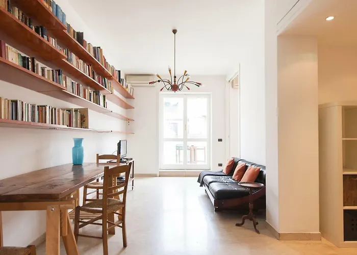 Διαμέρισμα Youhosty - Copernico 47 *