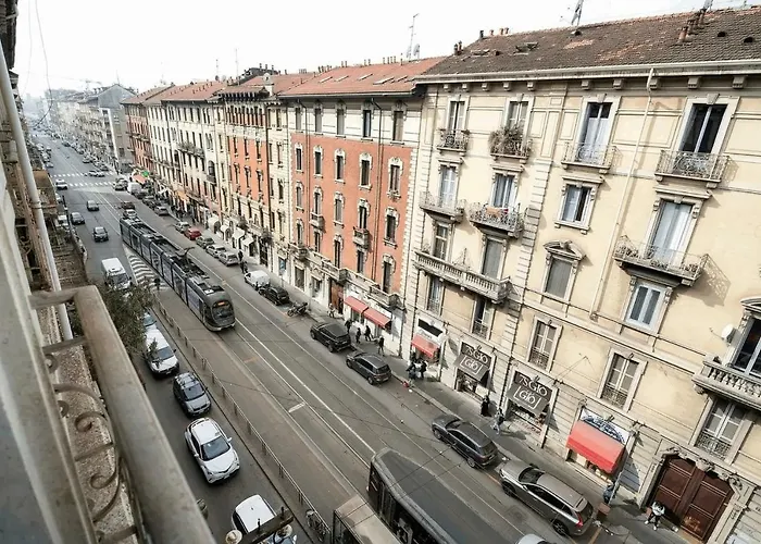 Guesthost - Isola View Renovated * Milão