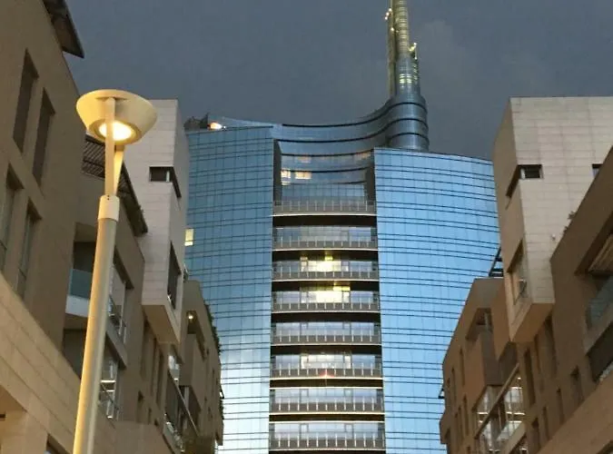 Quite And Lovely Attic - Paolo Sarpi 8 - Location Apartamento *