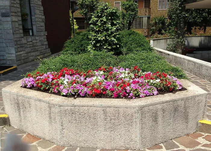 Blu A Zona Ripamonti Vicino Allo Ieo Daire Milano