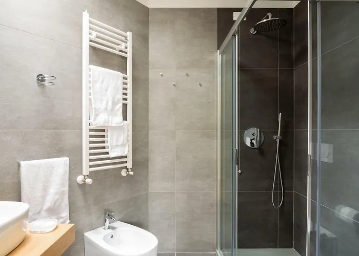 Spazio M&m Via Augusto Anfossi 10 *