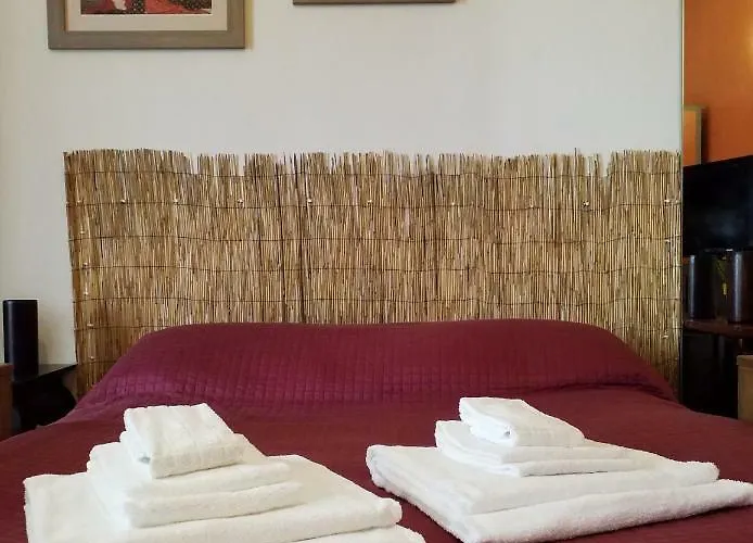 Lovely Terrace Apartment *