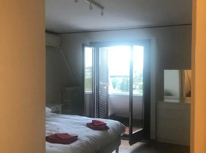 Appartamento On The Floor Watching Citylife And Mico Milano