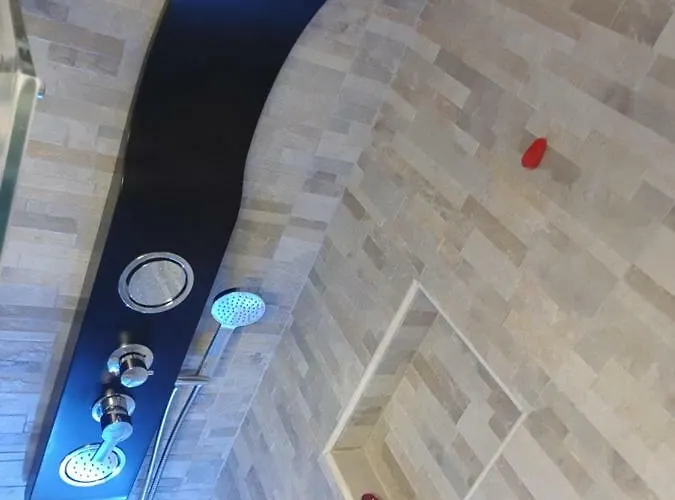 In Certosa Station Апартаменты *