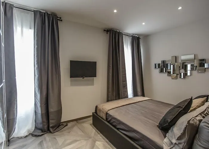 Castle Near Duomo Milaan