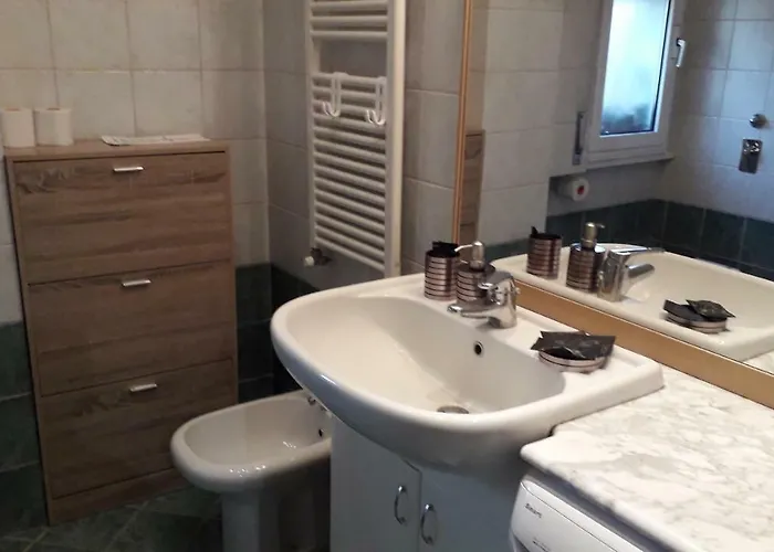 Il Naviglio Dietro L'angolo *