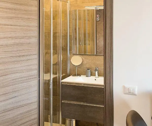 Industrial Near Duomo Lejlighed *