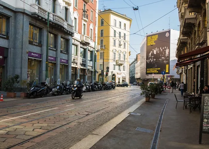 Apartament Stylish Near Duomo Mediolan