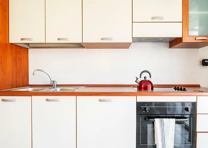 Appartamento Primopiano - Garofalo A *