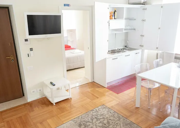 Porta Venezia - Downtown *