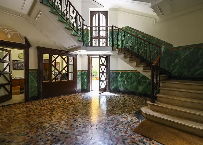 Nocleg ze śniadaniem House Of Frames