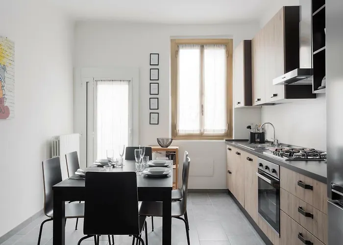 Hostmate - - Via Paruta *