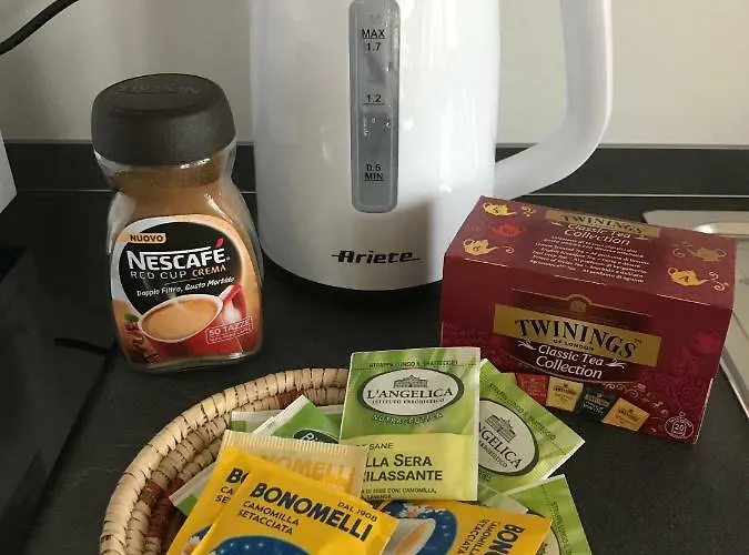 Feel@home Apartment+rooms شقة