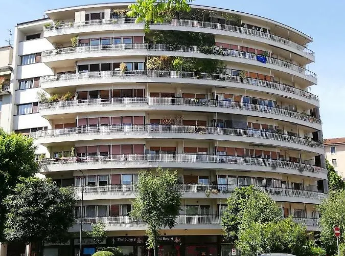 Апартаменты Clever House Милан