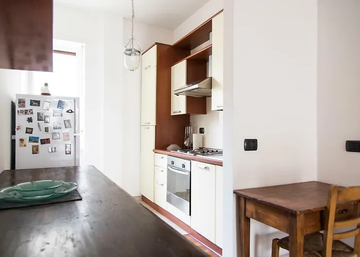 Youhosty - Copernico 47