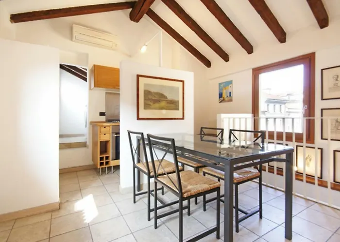 Mercalli Ii דירה *