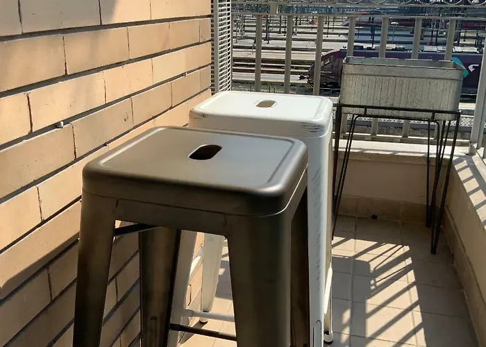 Luxury Flat By Station / Unique View Milan