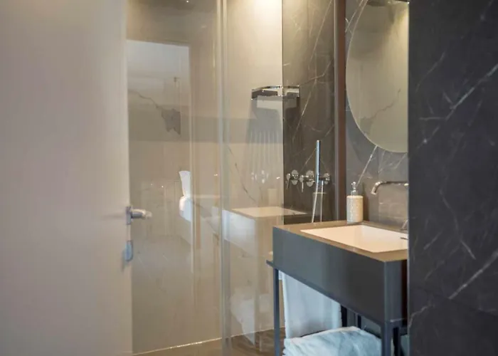 Be Mate Via Tivoli Апартаменты *