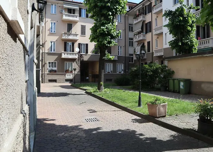 Paki Nel Cuore Dei Navigli Di Apartmán Milán