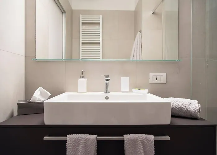 Brand New , Life District