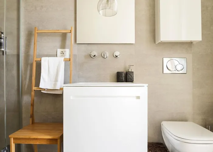 Stylish Loft With Garden, 8 Guests, 3 Bedrooms