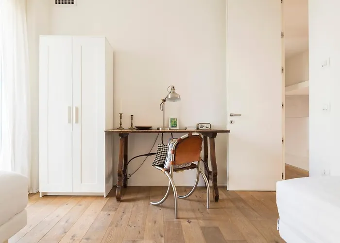 Stylish Loft With Garden, 8 Guests, 3 Bedrooms Milán