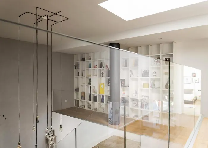 Stylish Loft With Garden, 8 Guests, 3 Bedrooms Milaan