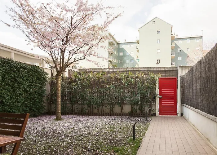 Stylish Loft With Garden, 8 Guests, 3 Bedrooms