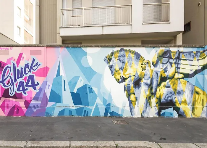 Stylish Loft With Garden, 8 Guests, 3 Bedrooms Appartement