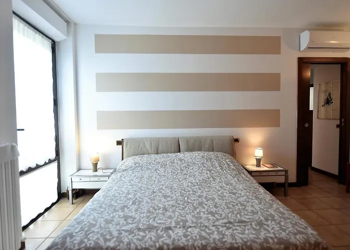 Apartman Il Giardino Dell'artista Stylish A Milánó