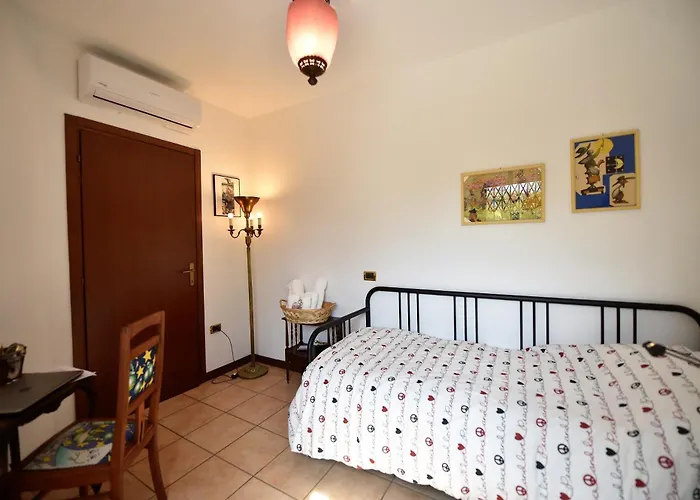 Apartman Il Giardino Dell'artista Stylish A