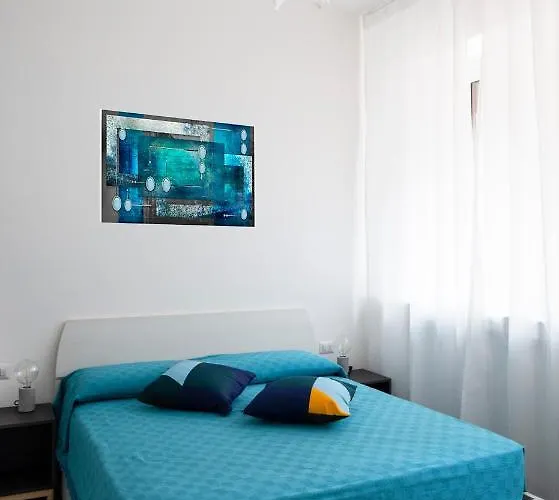 Navigli - Zona Tortona * Милан