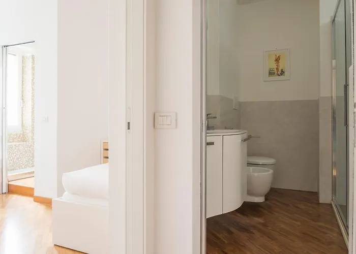 Apartmán Cosmopolitan Home, 2 Bedrooms, 2 Bth, 5 Guests *