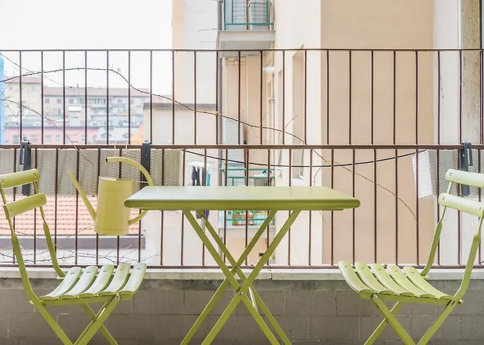 Cosmopolitan Home, 2 Bedrooms, 2 Bth, 5 Guests Apartmán Milán