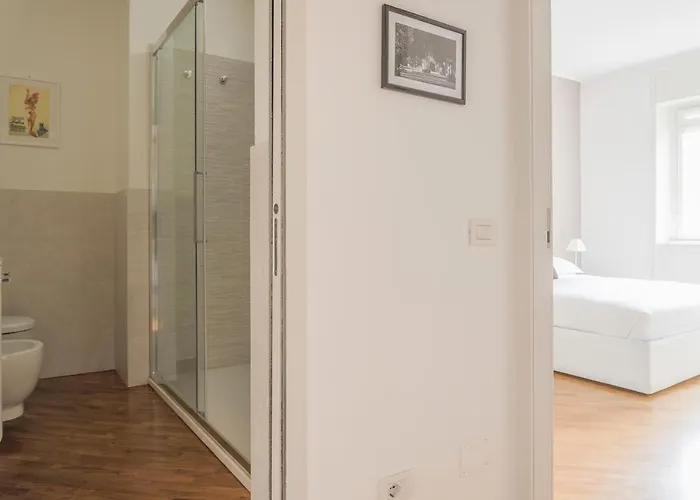 Apartmán Cosmopolitan Home, 2 Bedrooms, 2 Bth, 5 Guests *